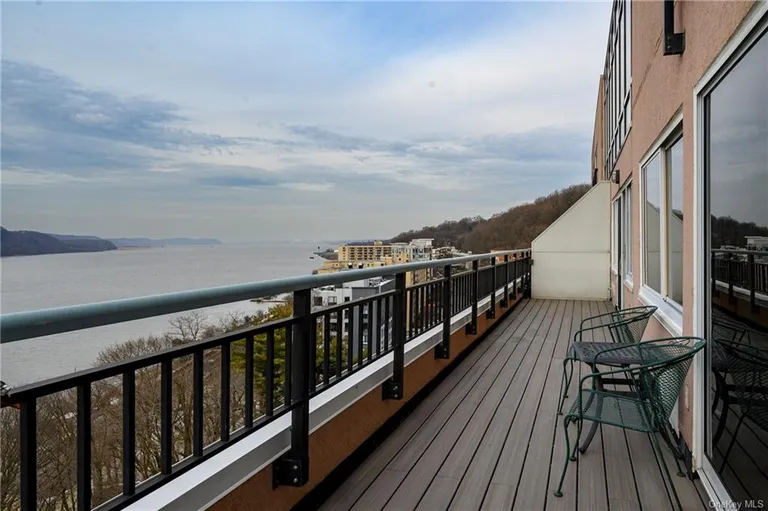 New York City Real Estate | View 1020 Warburton Avenue, 14B | Listing | View 10