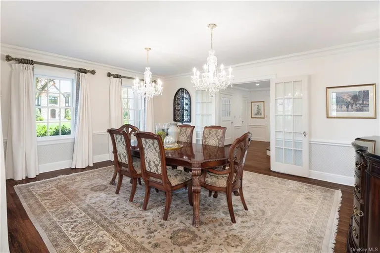 New York City Real Estate | View 23 Oxford Road | Listing | View 9