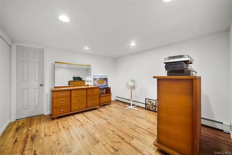 New York City Real Estate | View 10 Armands Way | Listing | View 29