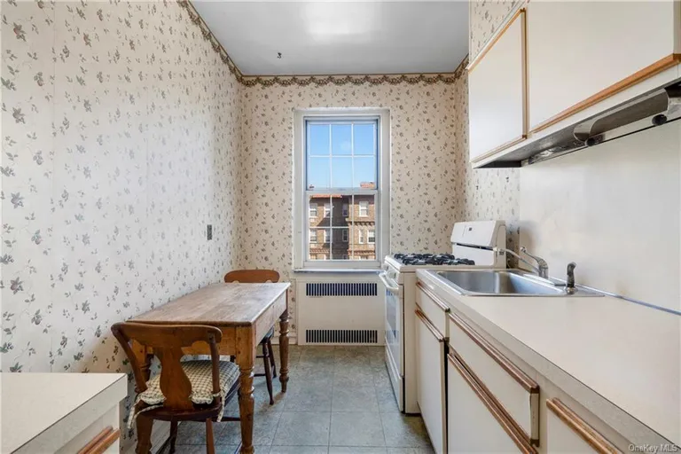 New York City Real Estate | View 21 N Chatsworth Avenue, 7C | Listing | View 11