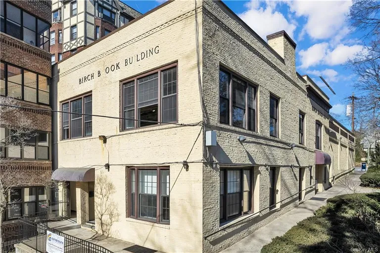 1 Pondfield Road 5, Bronxville, NY 10708 Property for rent