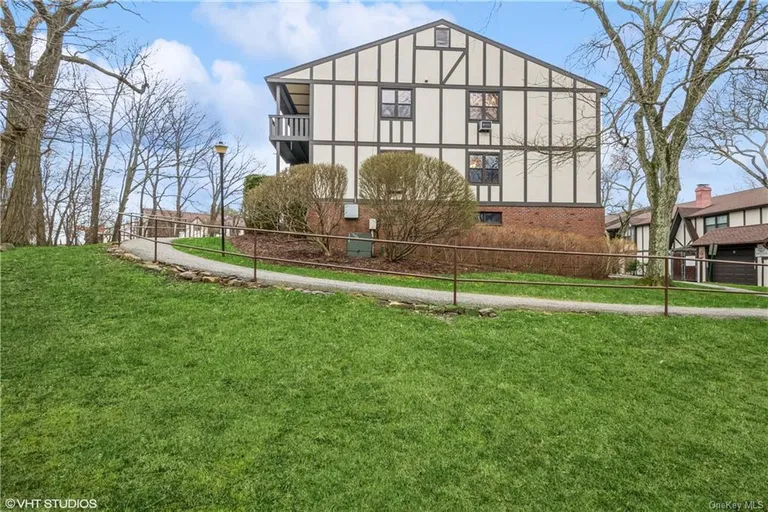 737 Sierra Vista, Valley Cottage, NY 10989 Property for sale