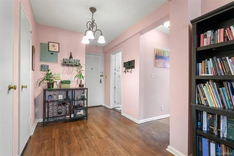 New York City Real Estate | View 2 Louisiana Avenue, 6H | Listing | View 2