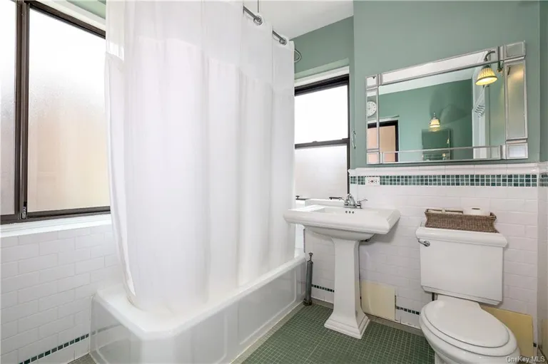New York City Real Estate | View 1 Franklin Avenue, 3I | Listing | View 22