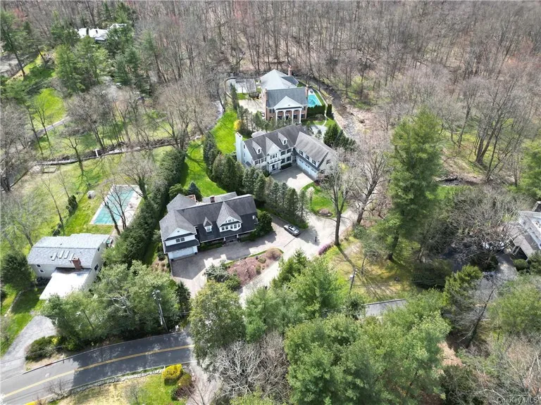 New York City Real Estate | View 41 Saxon Woods Road | Listing | View 32