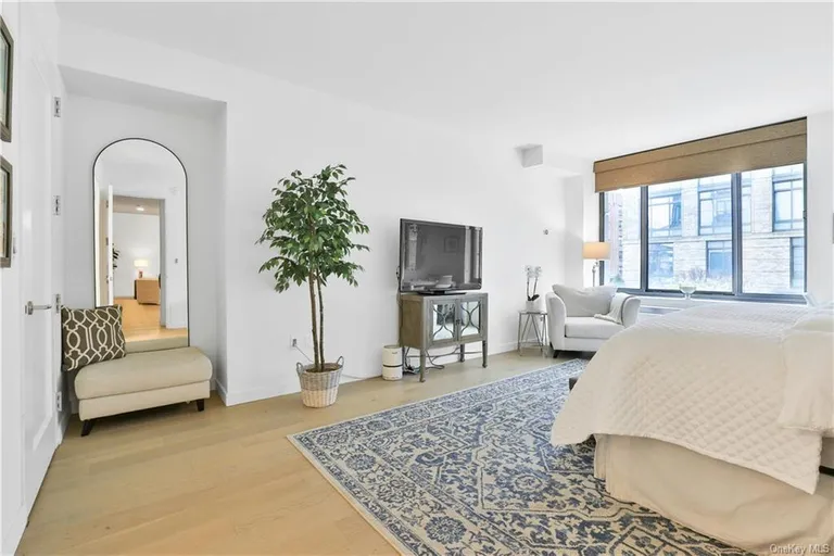 New York City Real Estate | View 10 City, 2B | Listing | View 15