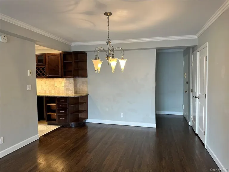 New York City Real Estate | View 121 S Highland Avenue, 2C | Listing | View 8