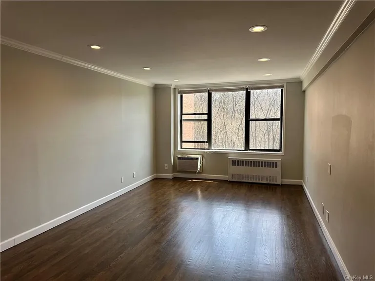 New York City Real Estate | View 121 S Highland Avenue, 2C | Listing | View 10