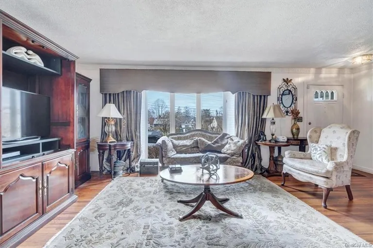 New York City Real Estate | View 20 Harrison Place | Listing | View 5