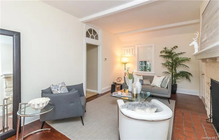 New York City Real Estate | View 1 Senate Place | Listing | View 7