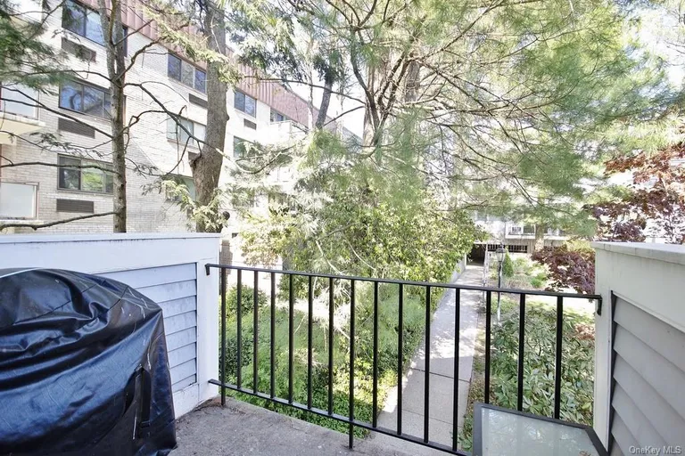 New York City Real Estate | View 36 Greenridge Avenue, 109 | Listing | View 27
