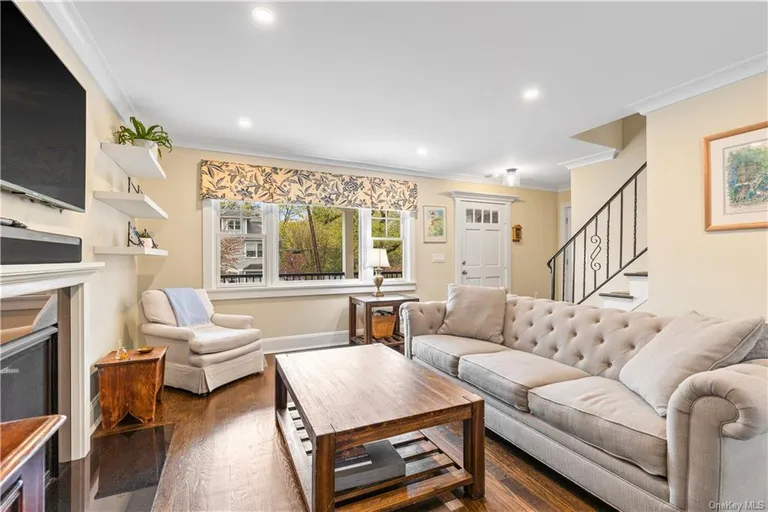 New York City Real Estate | View 48 Meadow Place | Listing | View 5
