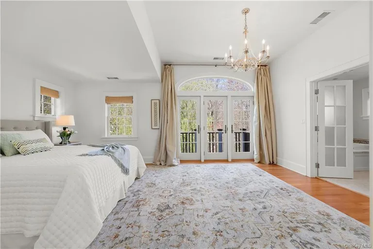 New York City Real Estate | View 27 Montrose Road | Listing | View 17