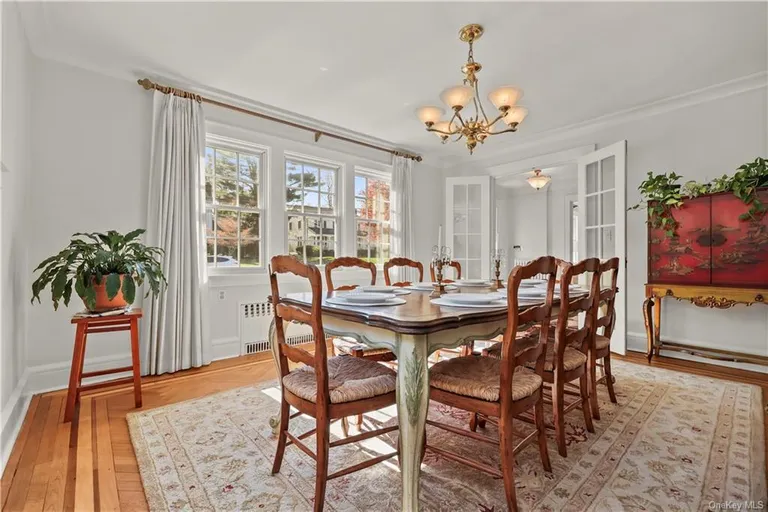 New York City Real Estate | View 27 Montrose | Listing | View 7