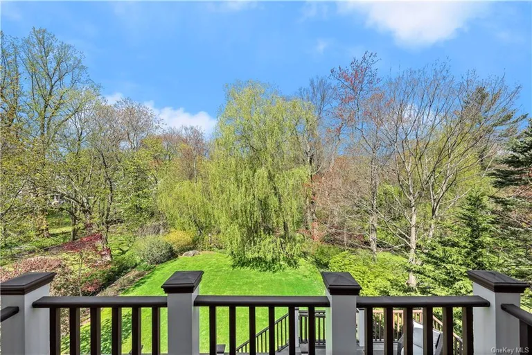 New York City Real Estate | View 27 Montrose Road | Listing | View 16