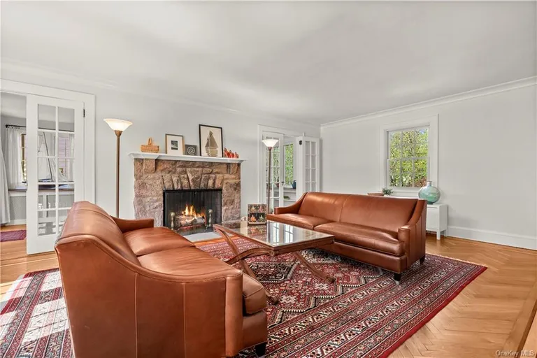 New York City Real Estate | View 27 Montrose | Listing | View 6
