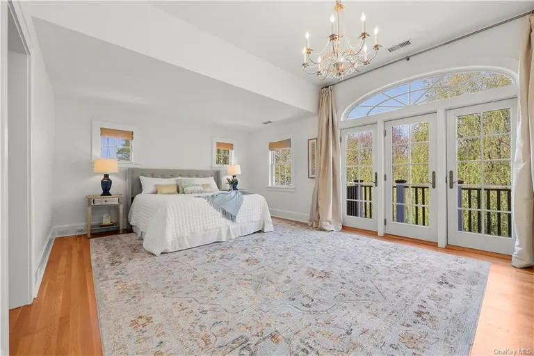 New York City Real Estate | View 27 Montrose | Listing | View 15