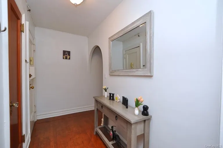 New York City Real Estate | View 10 Nosband Avenue, 2E | Listing | View 22