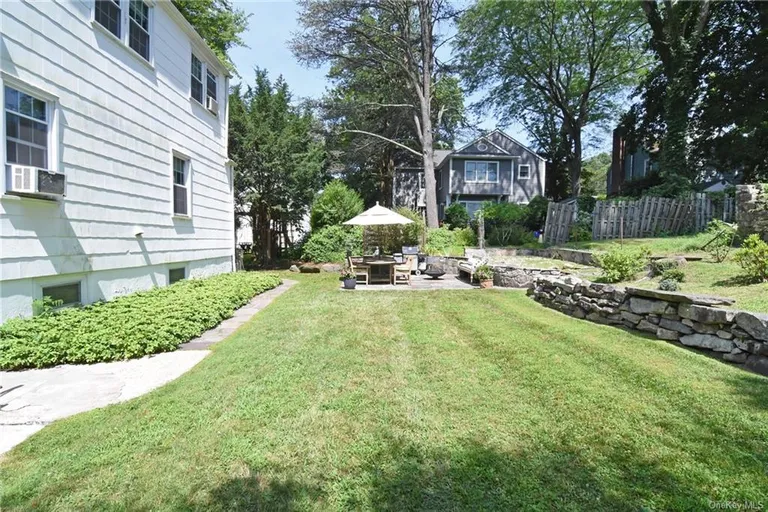 New York City Real Estate | View 2 Exeter Place | Listing | View 29