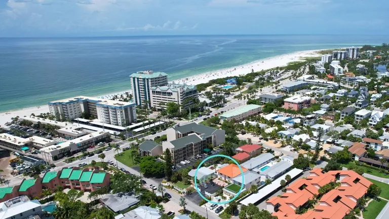 Sarasota/St. Petersburg Real Estate | View 143 HARRISON DRIVE | 8 Beds | View 1