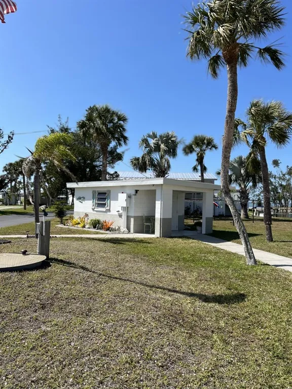 7500 Park Pointe Drive 42, ENGLEWOOD, FL 34224 Property for sale