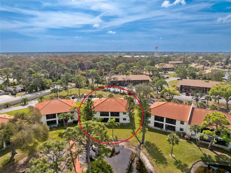 321 Pine Hollow Circle 321, ENGLEWOOD, FL 34223 Property for sale