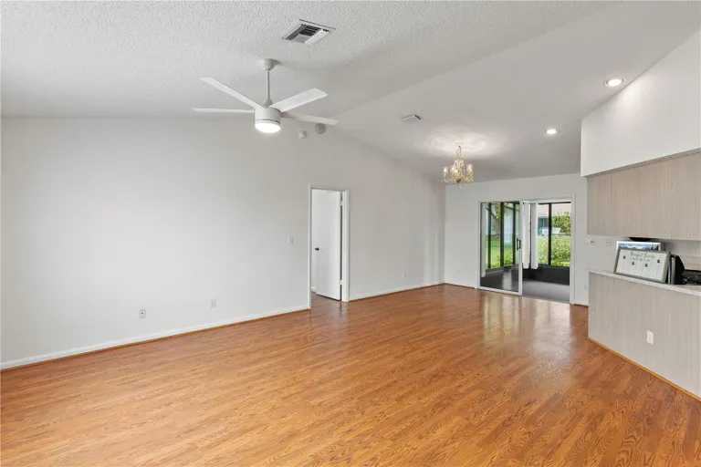 26208 Circle, LEESBURG, FL 34748 Property for sale