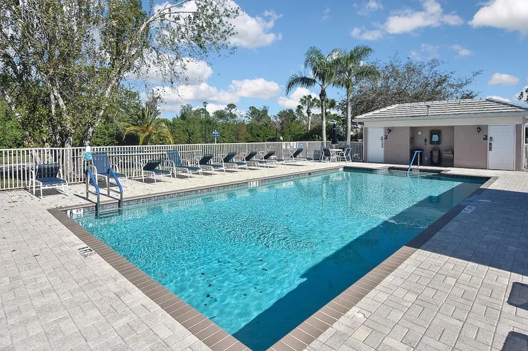 877 Tartan Drive 101, Venice, FL 34293 Property for sale