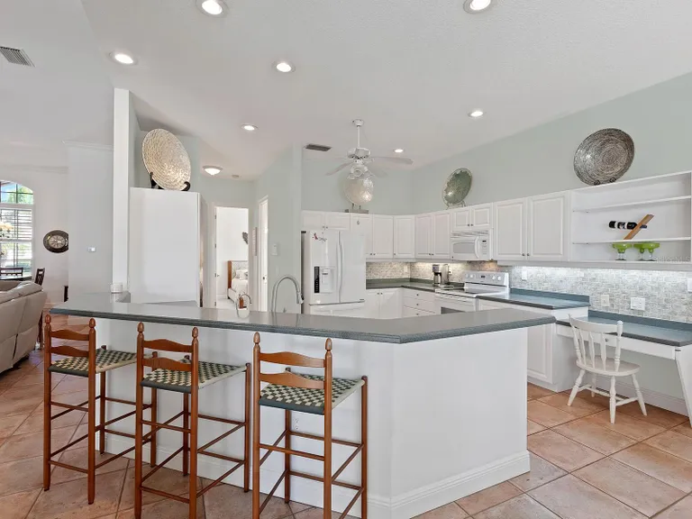 5007 BELLA TERRA, VENICE, FL 34293 Property for sale