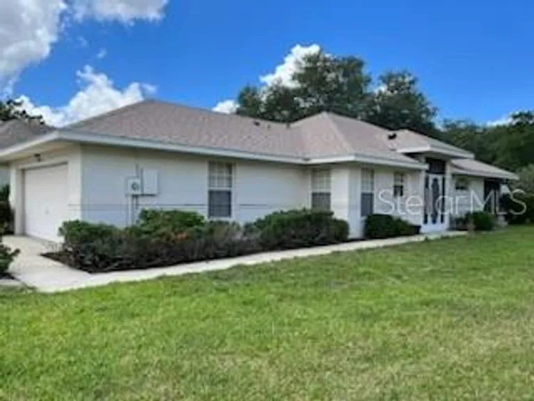 21719 Queen Mary Court, Leesburg, FL 34748 Property for sale