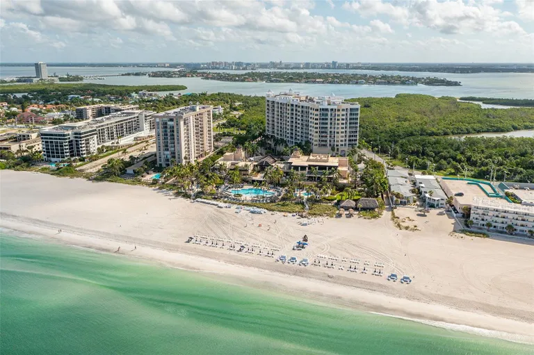 Sarasota/St. Petersburg Real Estate | View 1300 Benjamin Franklin Drive, 304 | 2 Beds, 2 Baths | View 1