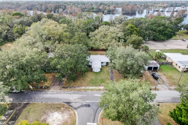 805 W River Drive, Temple Terrace, FL 33617 Property for sale