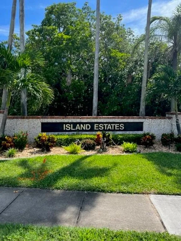 211 Skiff Point 5C, CLEARWATER BEACH, FL 33767 Property for sale