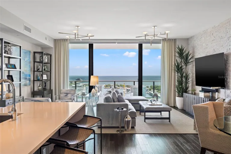 New York City Real Estate | View 100 1st Avenue N, 1403 | Listing | View 4