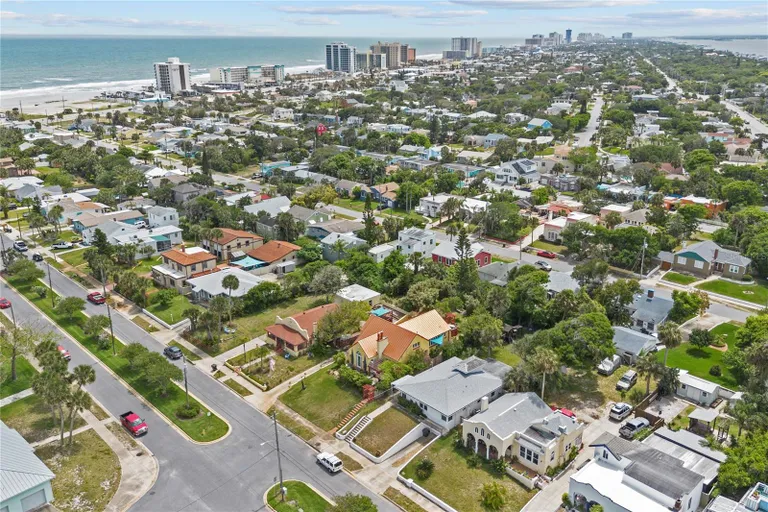 330 Bostwick Avenue, DAYTONA BEACH, FL 32118 Property for sale