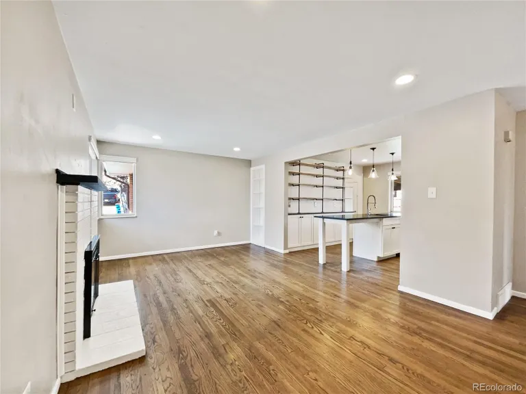 New York City Real Estate | View 3567 W Alamo Avenue | Listing | View 9
