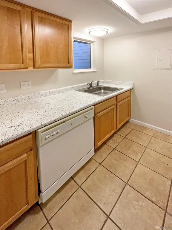 Denver Real Estate | View 10243 E Peakview Avenue, A103 | Listing | View 17