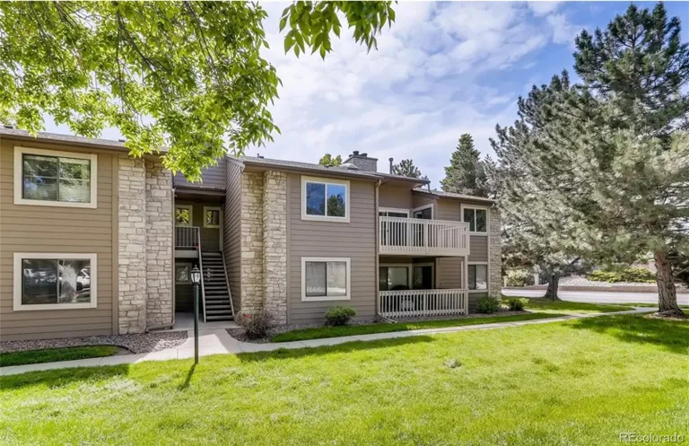 Denver Real Estate | View 10243 E Peakview Avenue, A103 | 2 Beds, 2 Baths | View 1