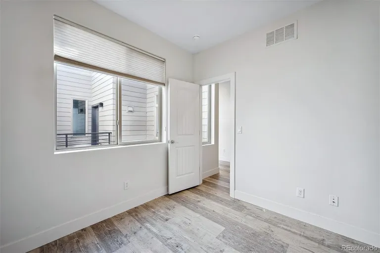 New York City Real Estate | View 4112 E 35th Avenue | Listing | View 20