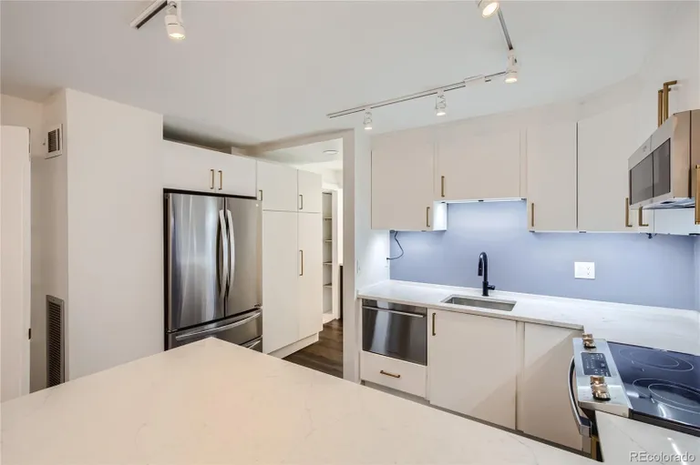 New York City Real Estate | View 2 Adams, 1509 | Listing | View 8