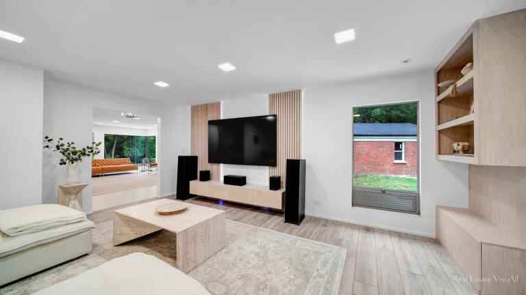 New York City Real Estate | View 2610 Ridge Road | Listing | View 7