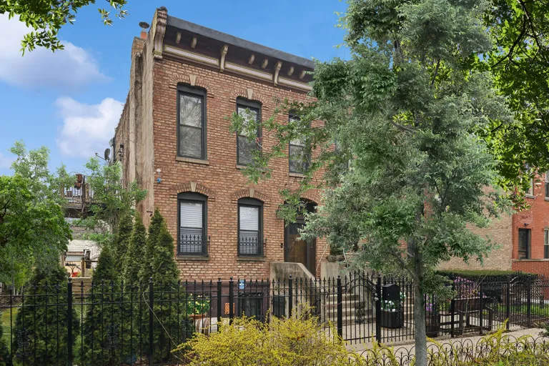 New York City Real Estate | View 904 S Claremont Street | 3 Beds, 3 Baths | View 1