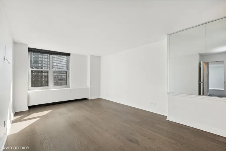 New York City Real Estate | View 400 E Randolph Street, 2729 | Listing | View 13