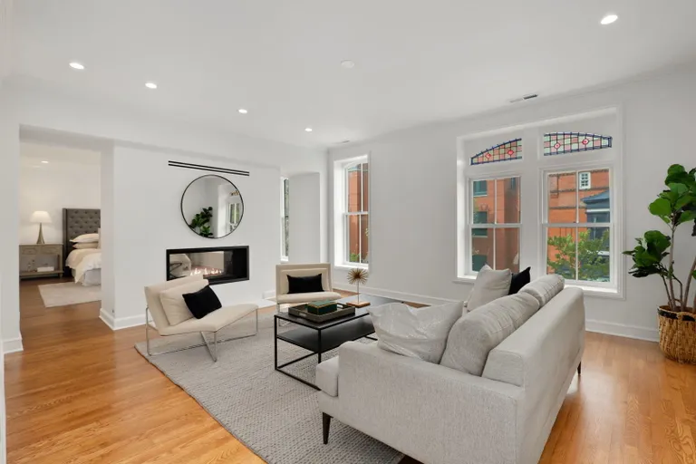 New York City Real Estate | View 2309 N Geneva Terrace | Listing | View 16