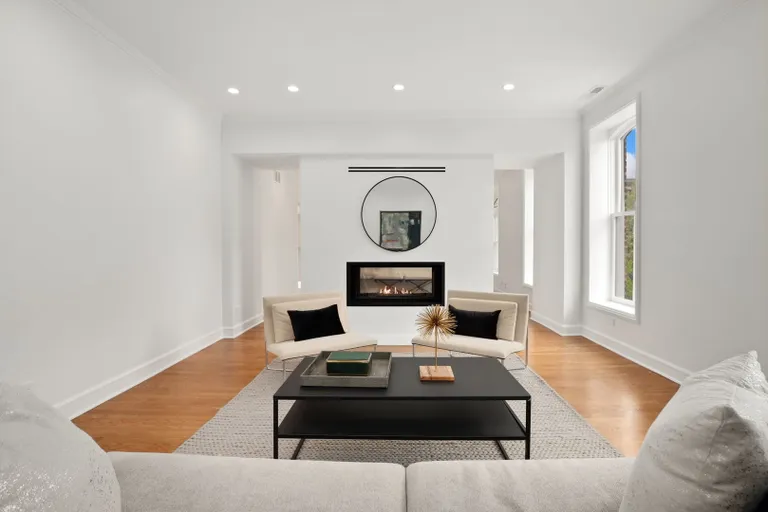 New York City Real Estate | View 2309 N Geneva Terrace | Listing | View 17