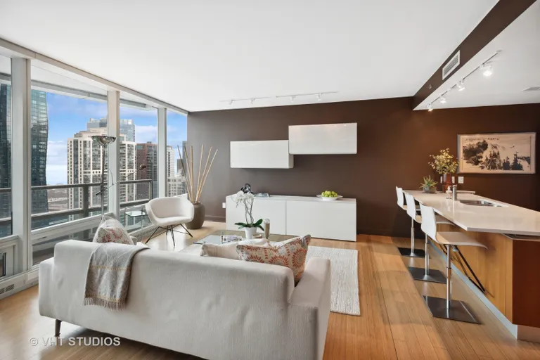 New York City Real Estate | View 340 E Randolph Street, 3002 | Listing | View 6