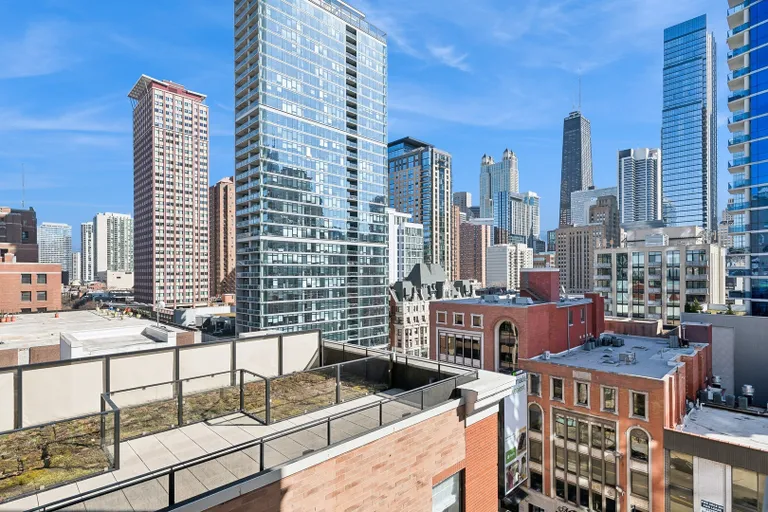 New York City Real Estate | View 150 W Superior Street, 802 | Listing | View 23