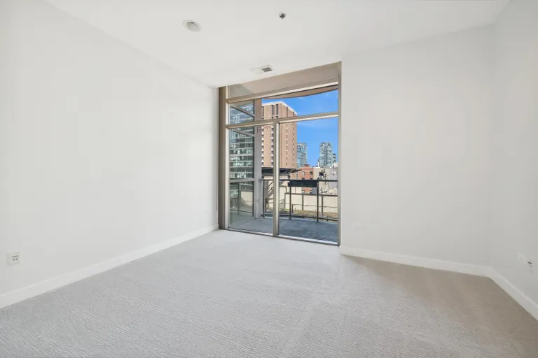 New York City Real Estate | View 150 W Superior Street, 802 | Listing | View 19