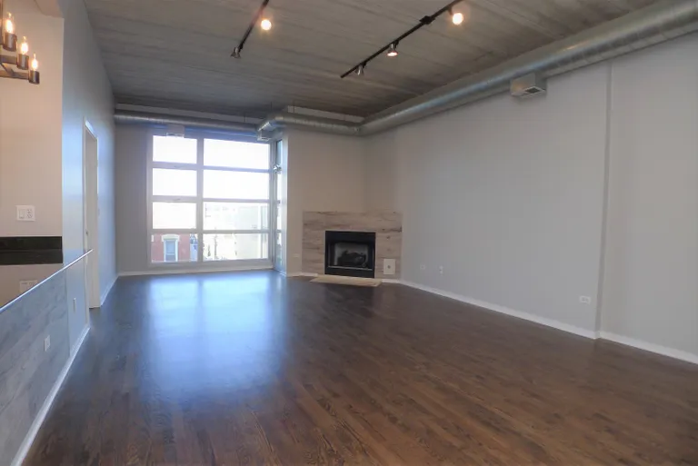 New York City Real Estate | View 1849 W North Avenue, 10 | Listing | View 3