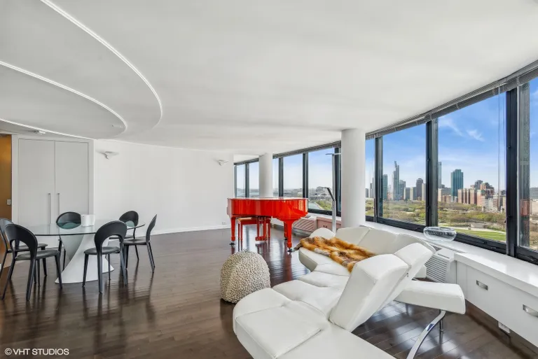 New York City Real Estate | View 155 N Harbor Drive, 3003 | Listing | View 2